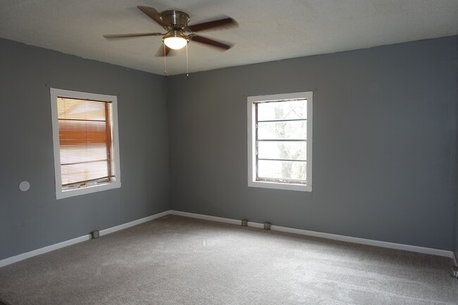 Photo - 3718 Charles St