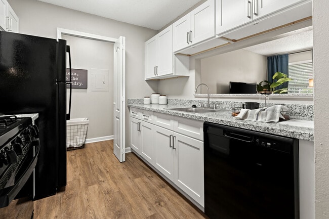 Photo - Atlas at St. George