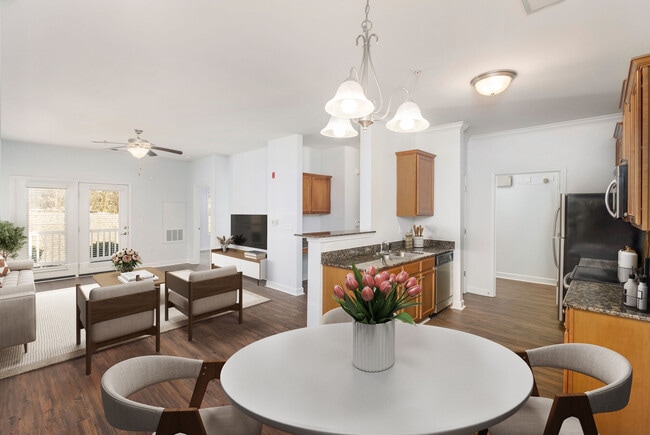 Building Photo - Crystal Lakes and Kingsley Apartments & Townhomes