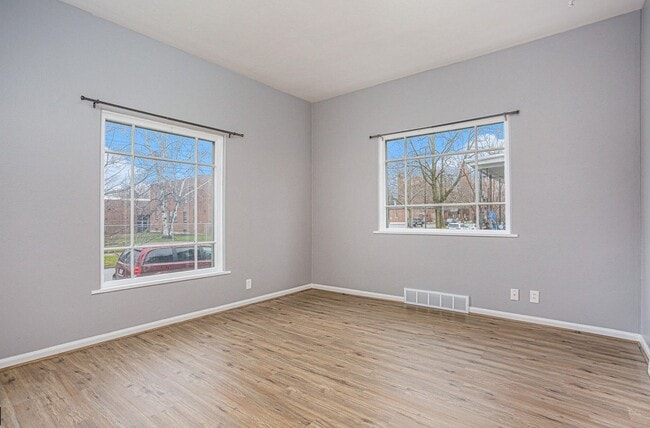 Photo - 1449 Quarry Ave NW Unit Apt 1