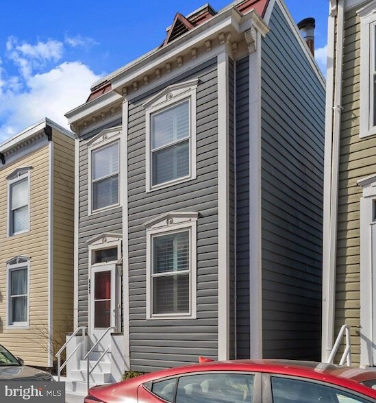 Photo - 622 N Patrick St