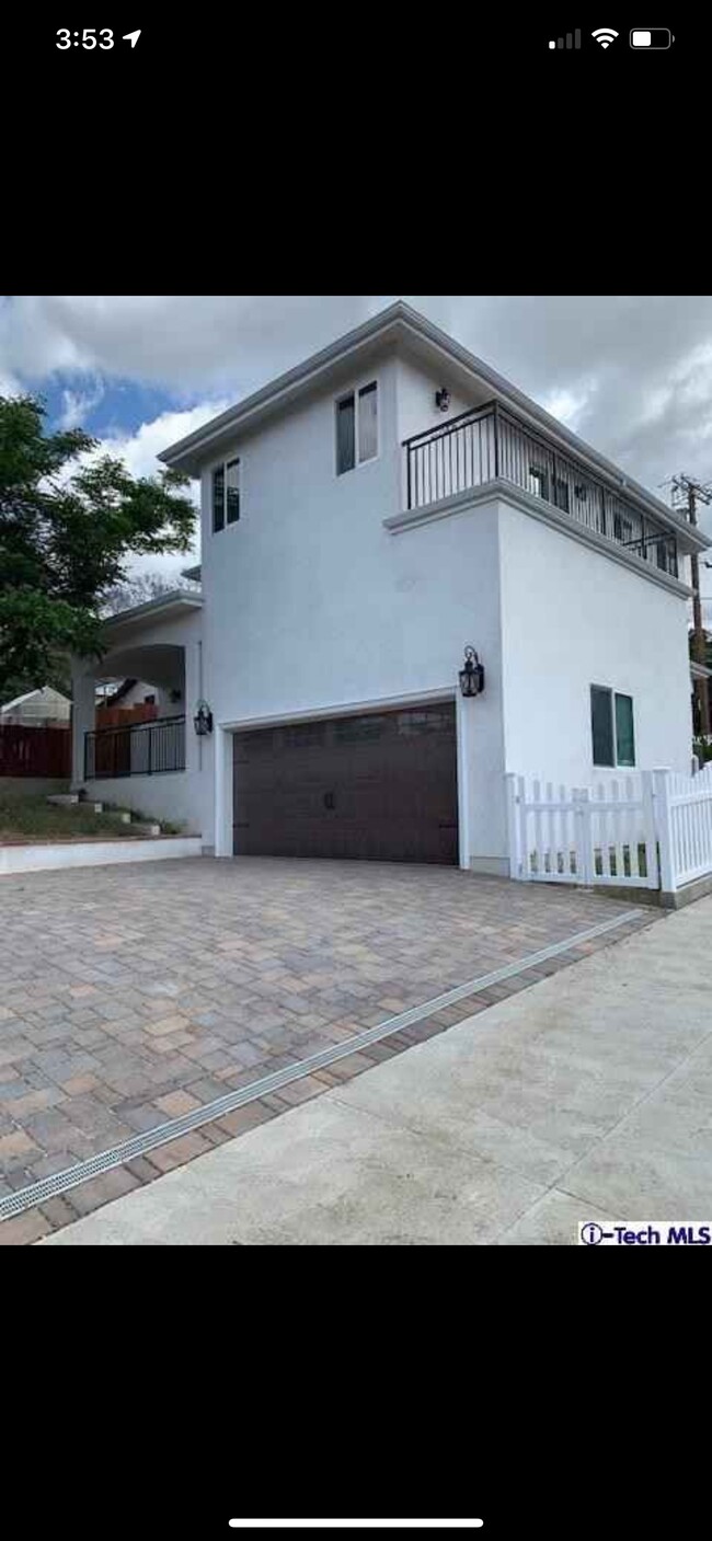 Photo - 10303 Pinyon Ave