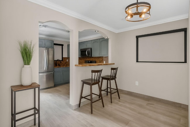 Photo - 2061 NW 27th St