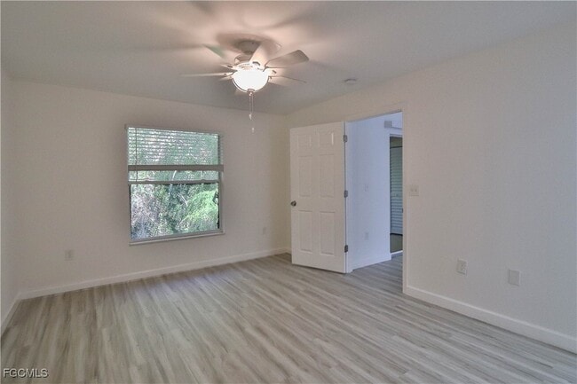 Photo - 11931 Palm Bay Court Unidad 201