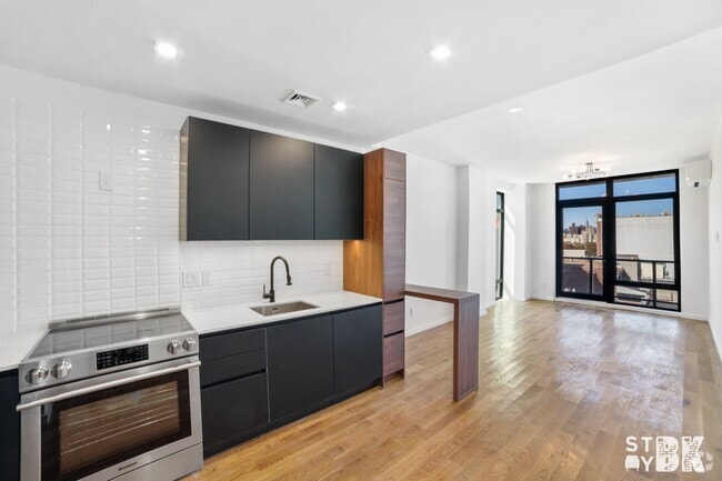 Building Photo - 610 Myrtle Ave Rental