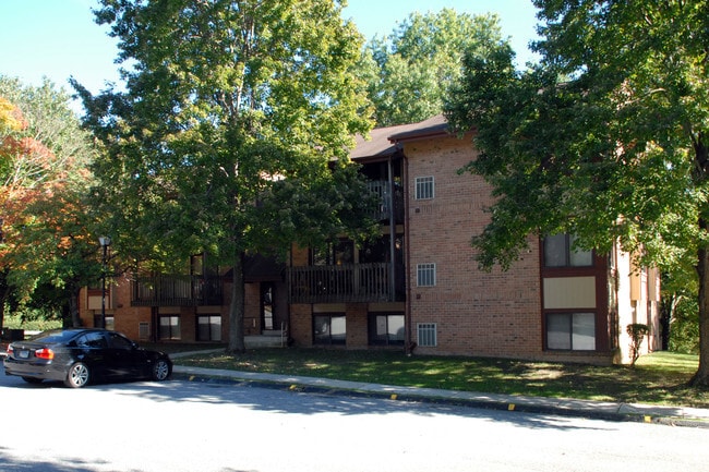 Windmill Chase - Windmill Chase Apartments