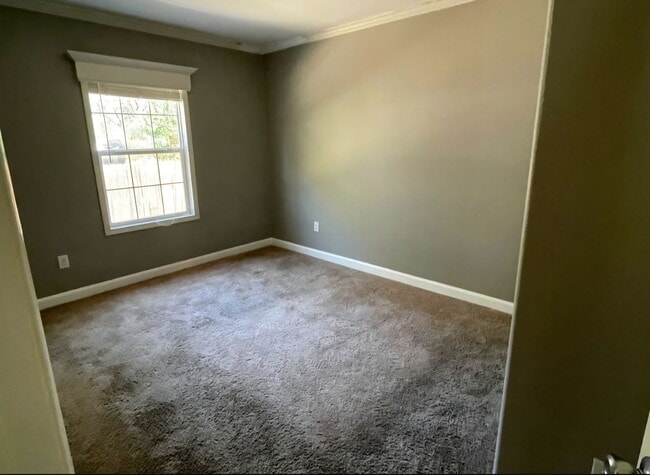 320 Mill St Unit 101