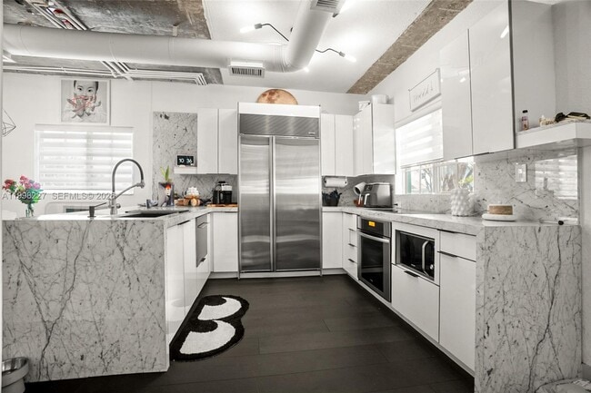 Photo - 455 NW 19th Ln Unit 17