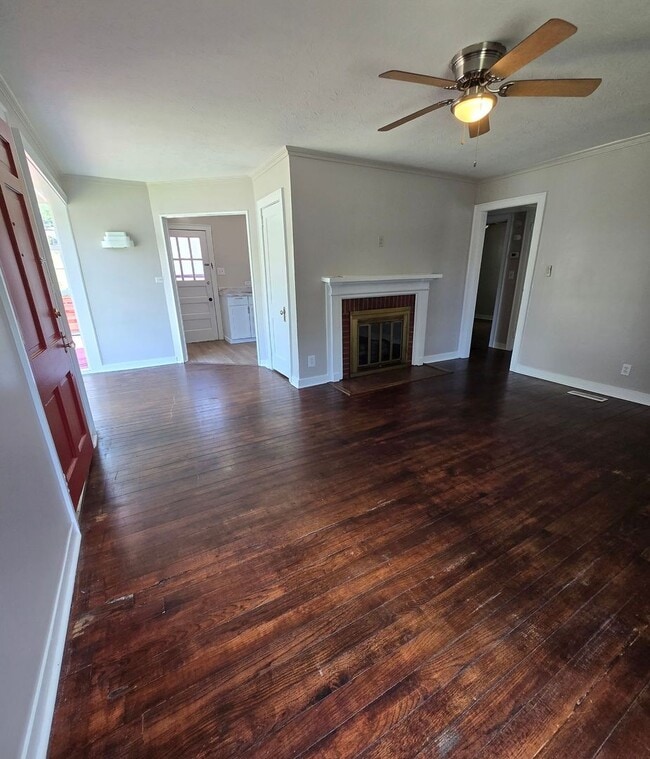Photo - 817 Lockwood Ave