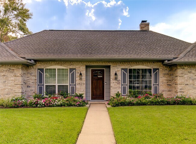 Photo - 2523 Anniston Dr