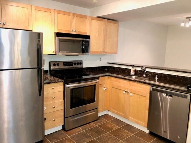 Photo - 2Bd/2Ba Kenmore Condo Unit A104