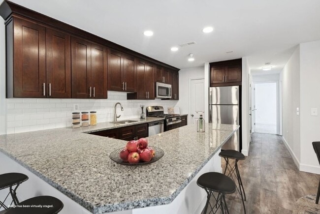 Photo - Hampton Manor Apartments & Townhomes