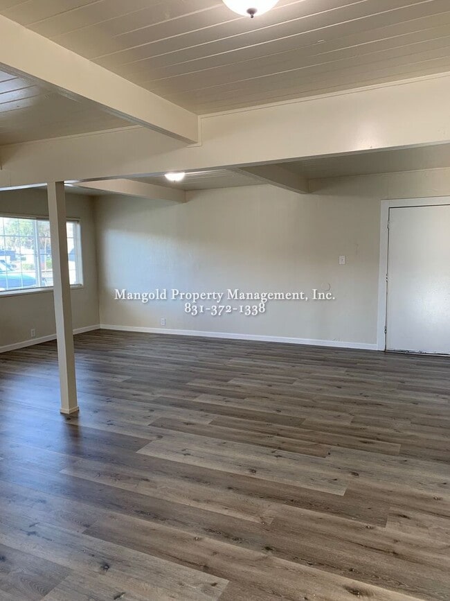 Photo - Inviting 4 Bed/2 Bath Home with Spacious Backyard