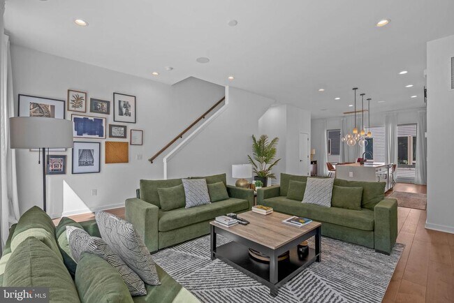 Photo - 3121 Sunrise Walk