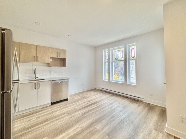 Photo - 2693 Bd Pie-IX