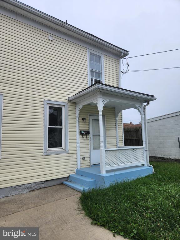 Photo - 422 Faulkner Ave House