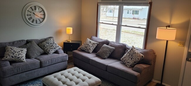 Photo - 1218 E Sylvan Ave