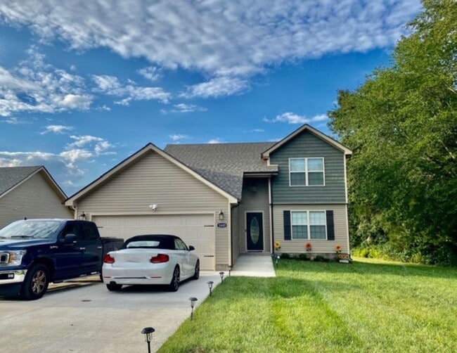 Building Photo - Beautiful Home Coming Soon!