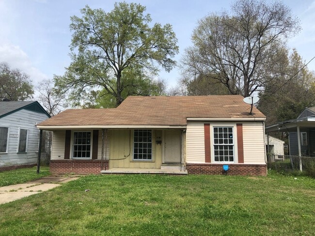 Building Photo - 2810 Morningside Dr