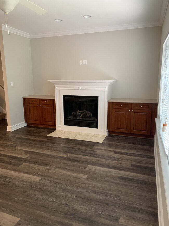 Photo - 1561 Crescent Hills Dr