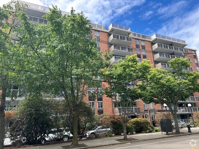 Building Photo - 45 Longwood Ave Unit 403 Rental