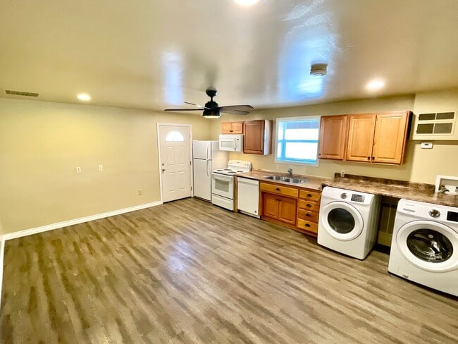 Photo - 6412-6416-6424 S 6th St. Unit 6416