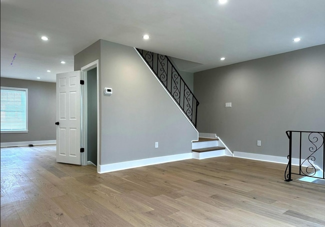 Photo - 7700 Delphi Pl