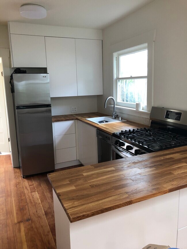 Photo - 658 Copeland Ct