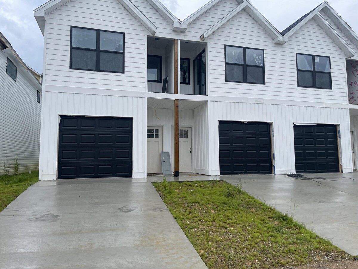 Photo - 1 Mimosa Ln Townhome