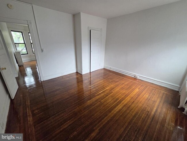 Photo - 315 N 6th St