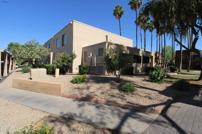 Building Photo - 3500 Hayden Rd Unit 501