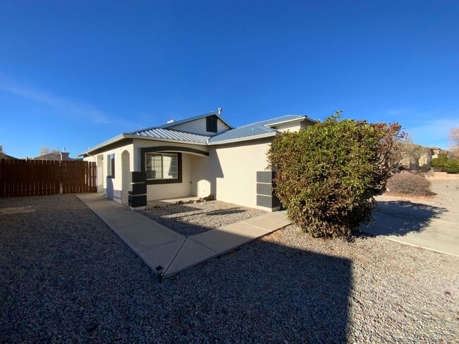 Photo - 2 Bedroom Single Story Home Available Near Hwy 550 NE & Paseo Del Volcan NE in Enchanted Hills Ri...