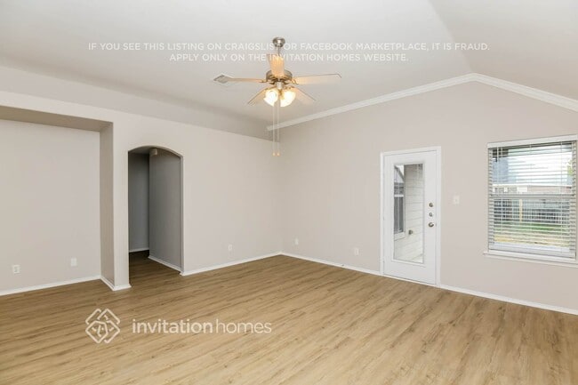 Photo - 1650 Hillside Dr