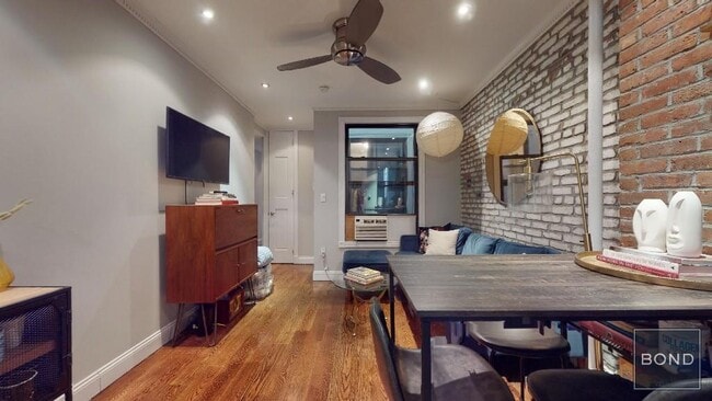 Photo - 436 W 52nd St Apartment Unit 7C