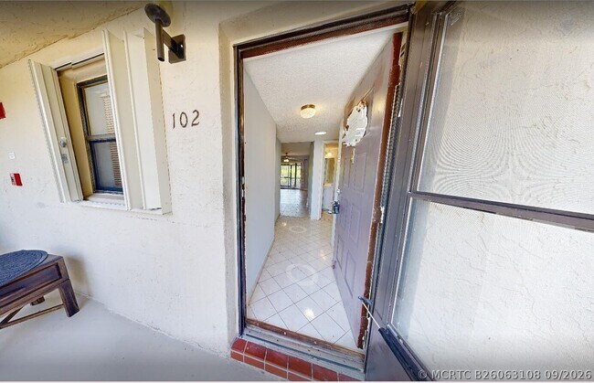 7142 Golf Colony Ct Unidad 102