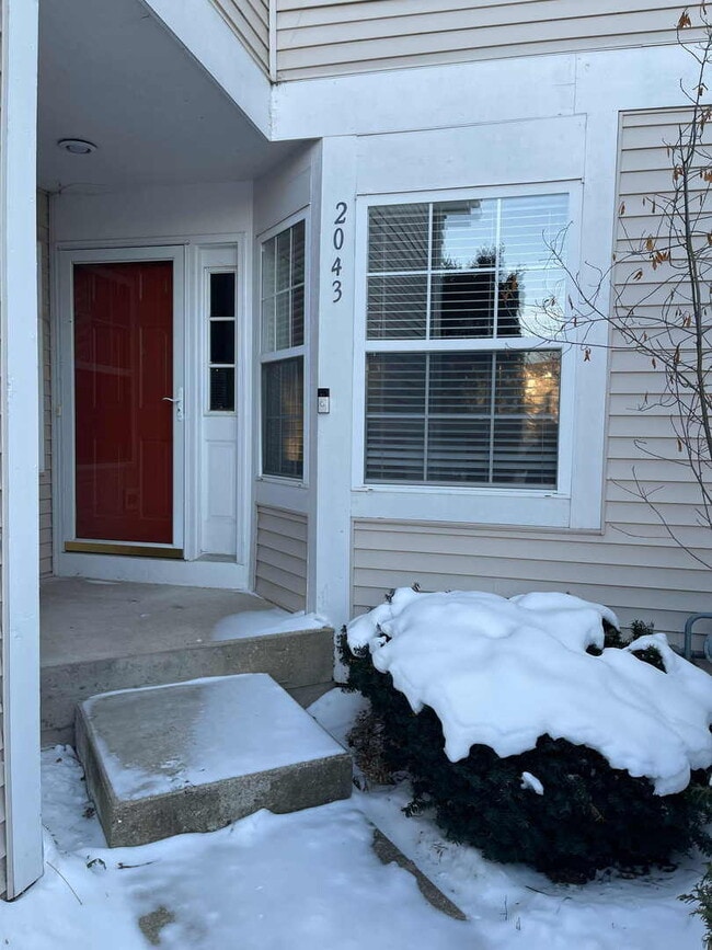 Photo - 2043 Orchard Ln