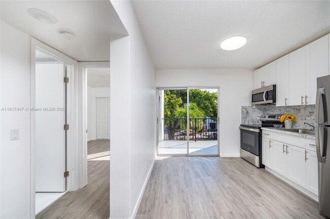 Photo - 2461 Coral Wy Unit 35