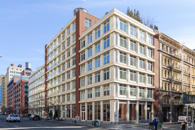 Photo - 145 Greene St