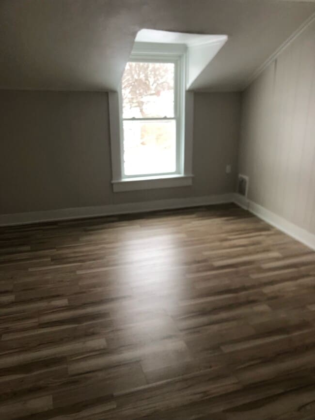 bedroom 1 - 160 W 6th St Unit 160 W 6th St Oswego