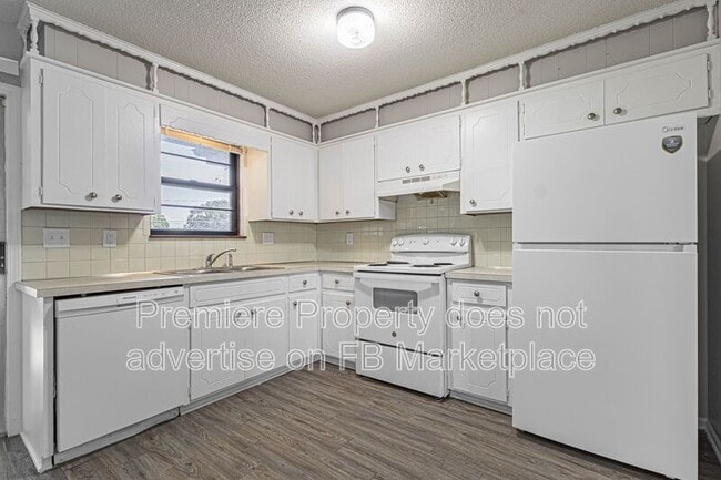 Photo - 2527 NW 6th St