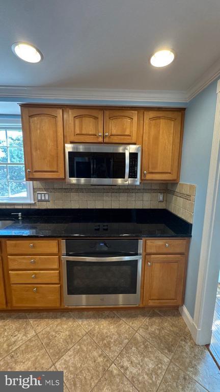 9205 Tunemaker Terrace
