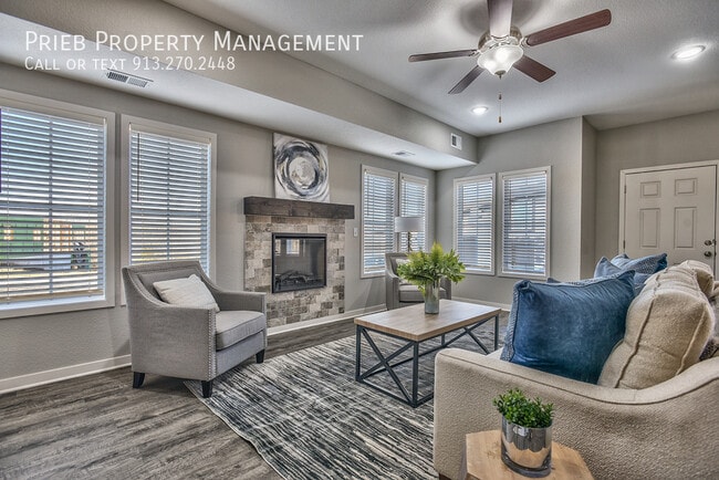 Photo - 22091 W 123rd Ln Unidad 107