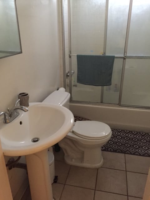 Photo - 4266 Melrose Ave Unidad 20