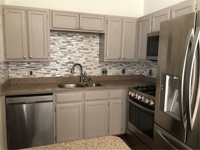 Photo - 3228 N Bell Ave