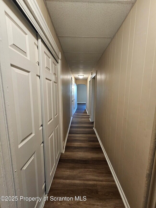 Photo - 1218 S Main Ave Apartment