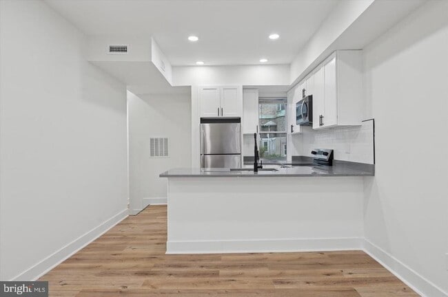 Photo - 1145 S 15th St Unit 2