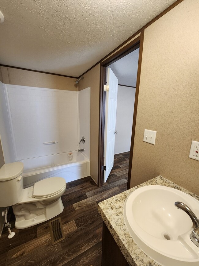 Photo - 2408 Park Edge Way