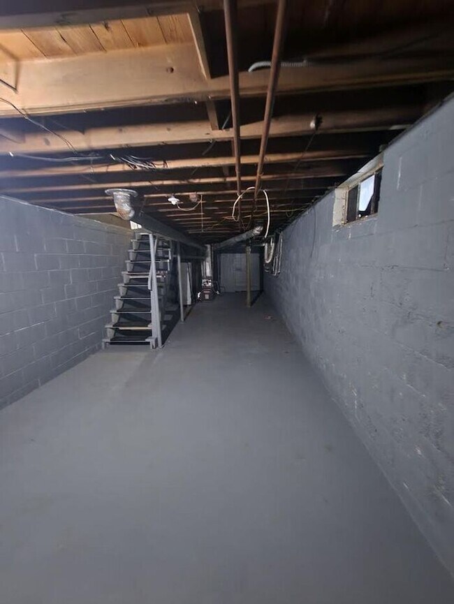 One Bedroom Located Westside of Indy Rental House Rental in