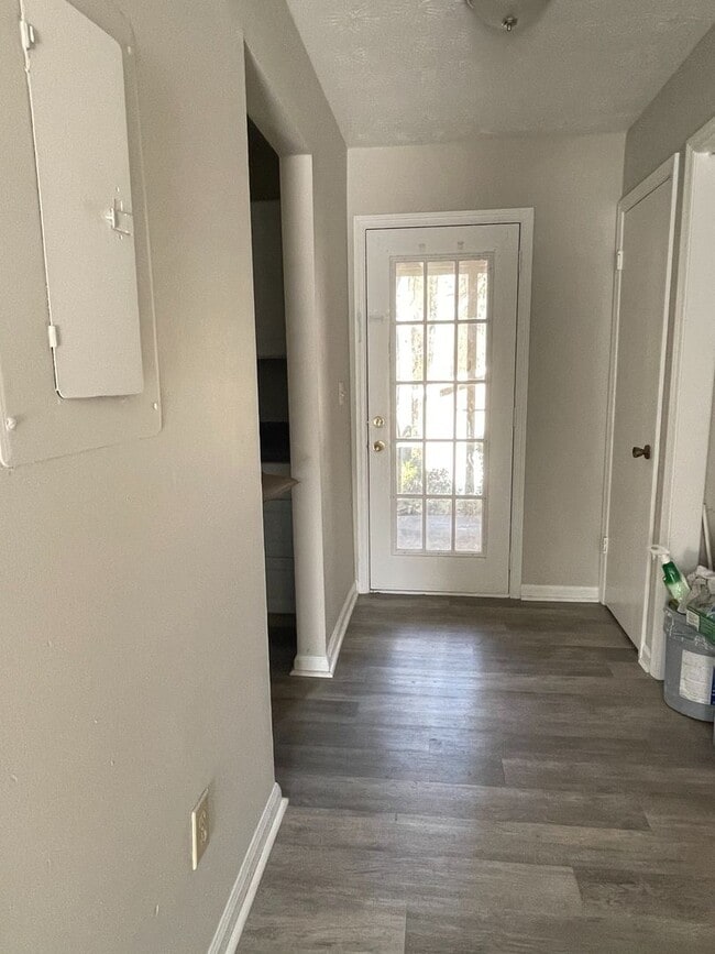 Photo - Spacious 2 Bedroom/2 Bath Townhome