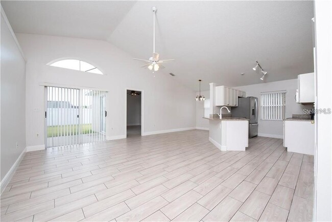 Photo - 1713 Boxeney Dr